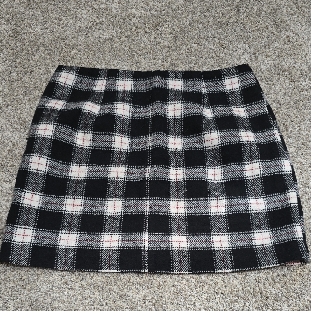 Chic Black and White Plaid Pencil Skirt